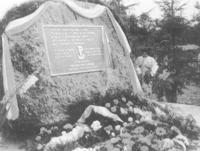 Kamień-pomnik we wsi Piskórka